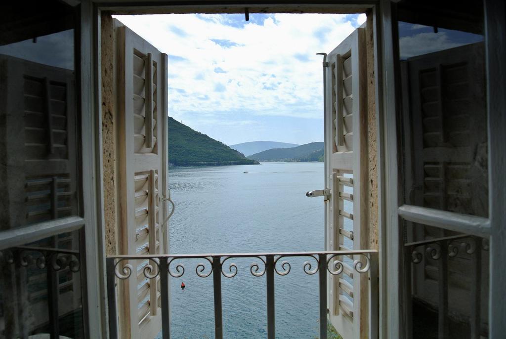Apartment Waterline Perast Rum bild
